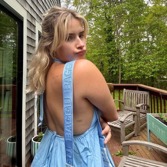 Meet your Posher, Anabelle! - Picture 1 of 11